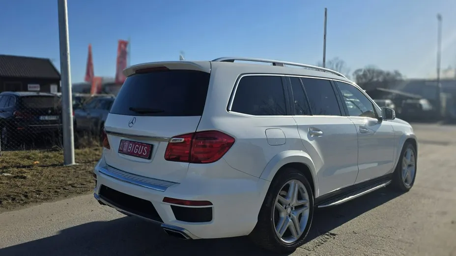 MERCEDES-BENZ GL -