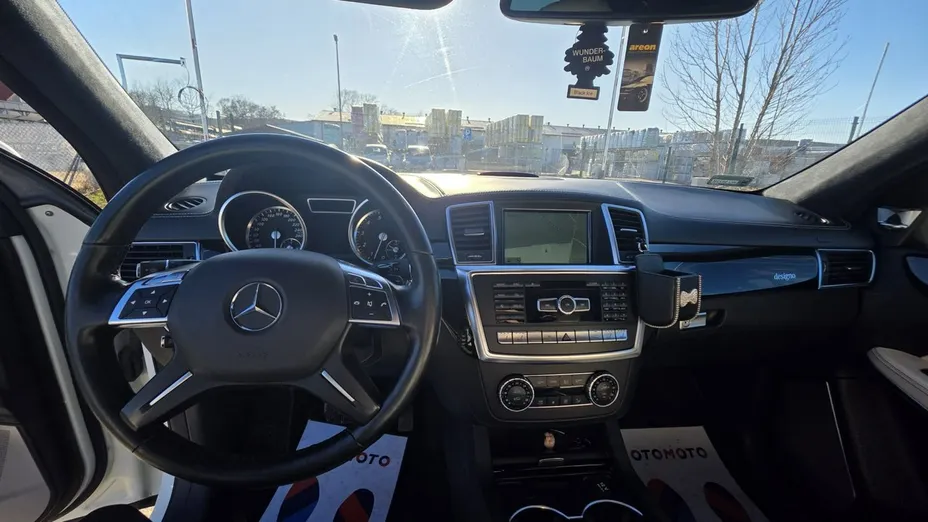 MERCEDES-BENZ GL -