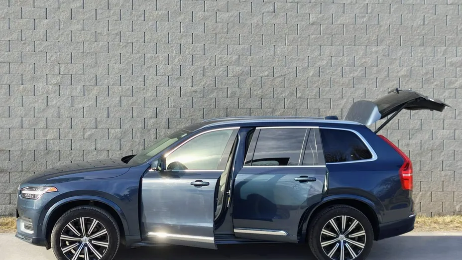 VOLVO XC90 -