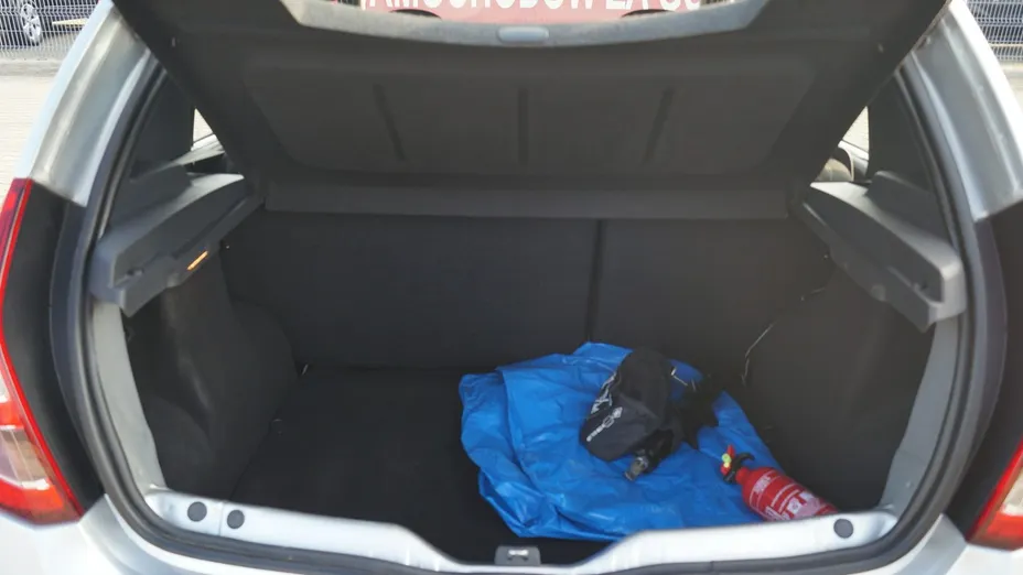 DACIA Sandero -