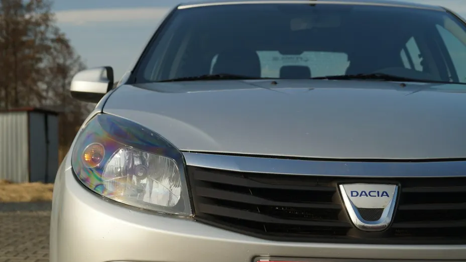 DACIA Sandero -
