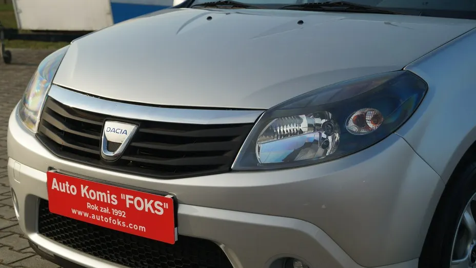 DACIA Sandero -