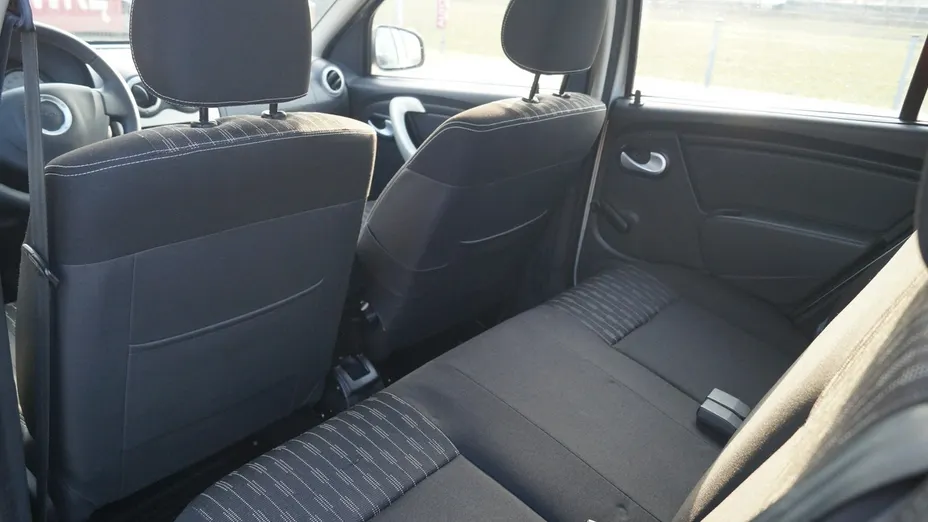 DACIA Sandero -