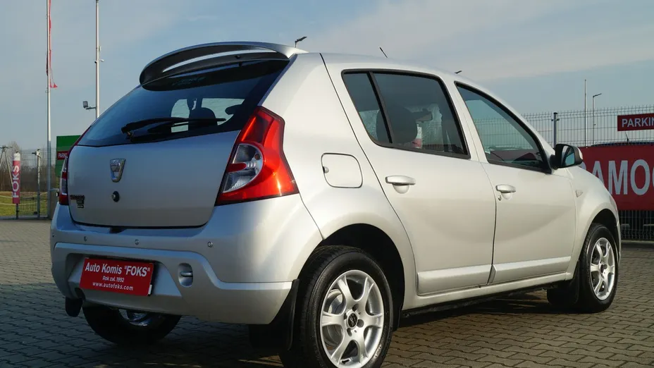 DACIA Sandero -