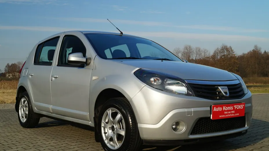 DACIA Sandero -