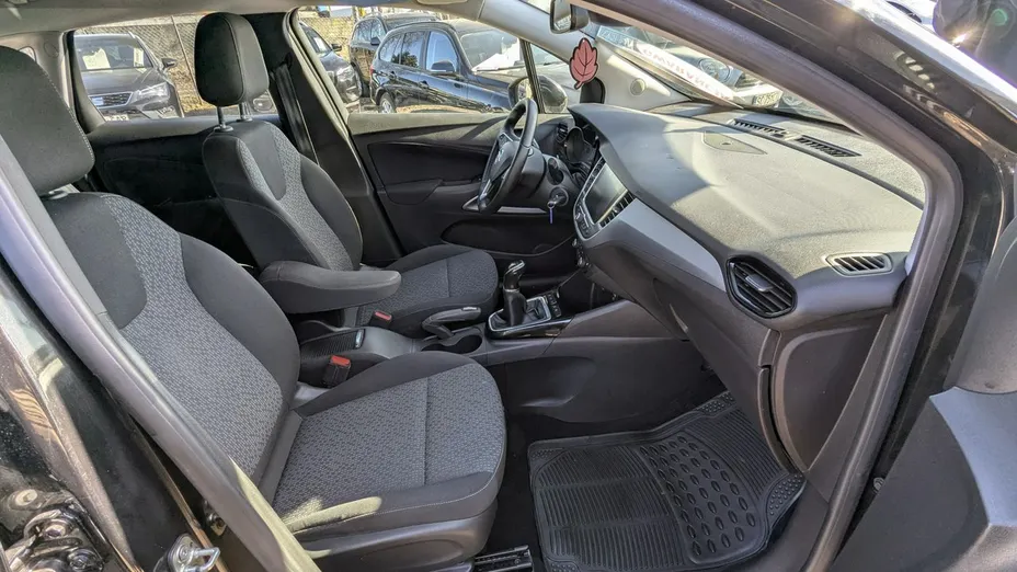 OPEL Crossland X -