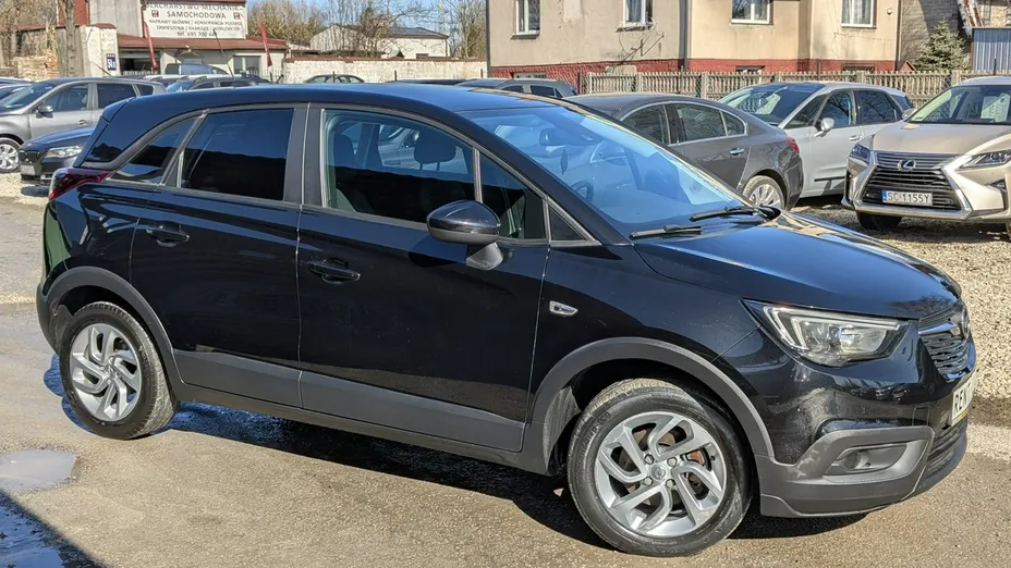 OPEL Crossland X -