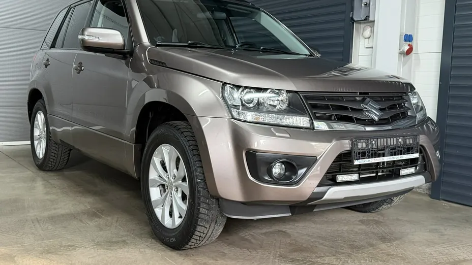 SUZUKI Grand Vitara -