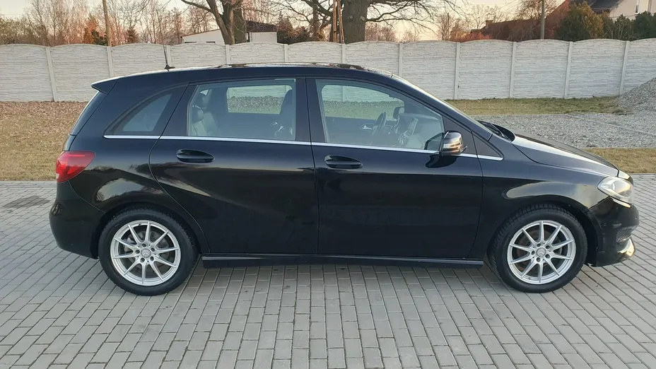 MERCEDES-BENZ B Klasa -