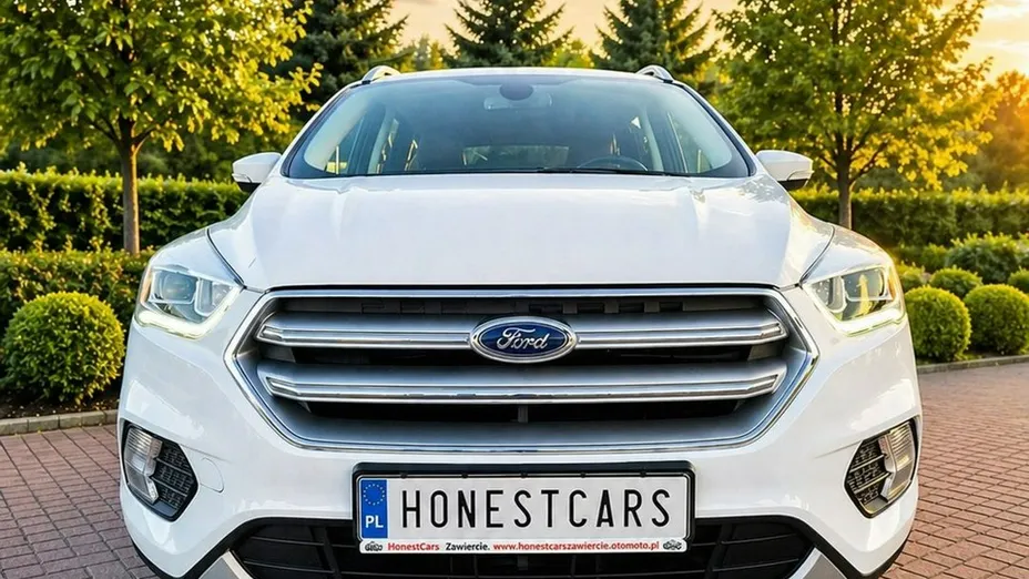 FORD Kuga -