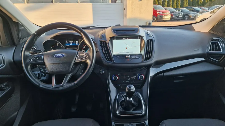 FORD Kuga -