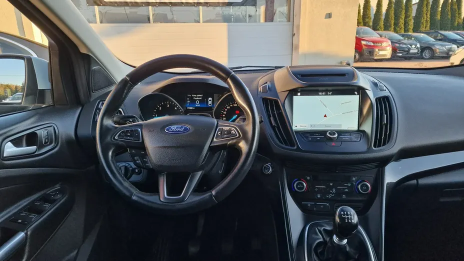FORD Kuga -