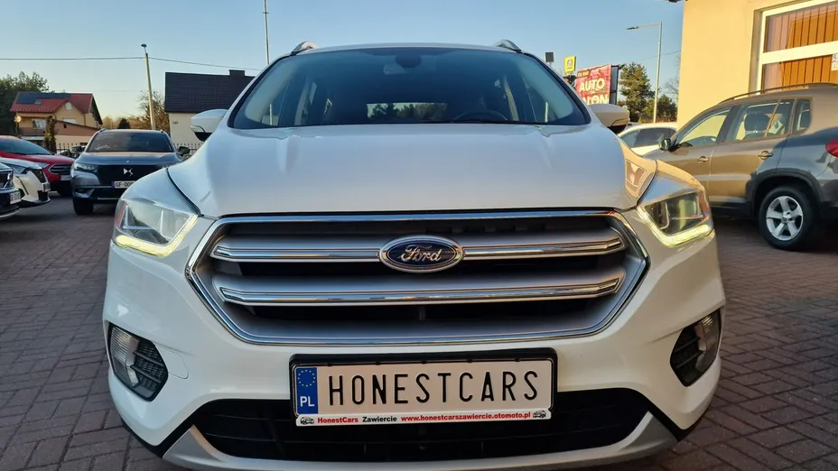 FORD Kuga -