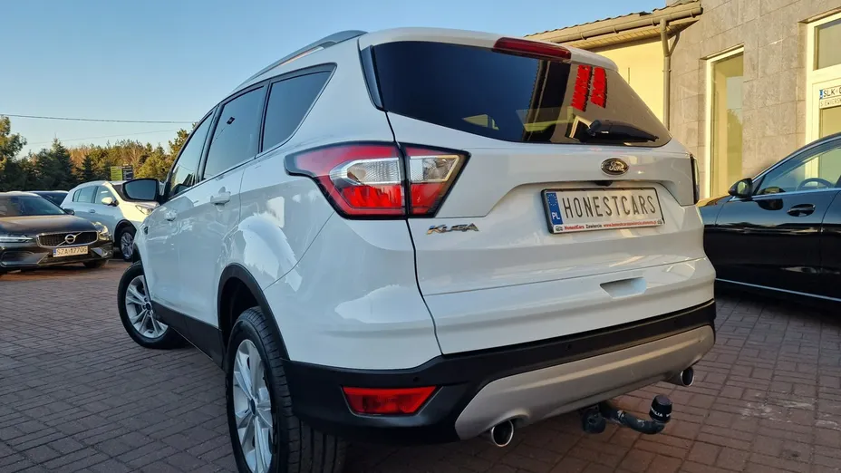 FORD Kuga -