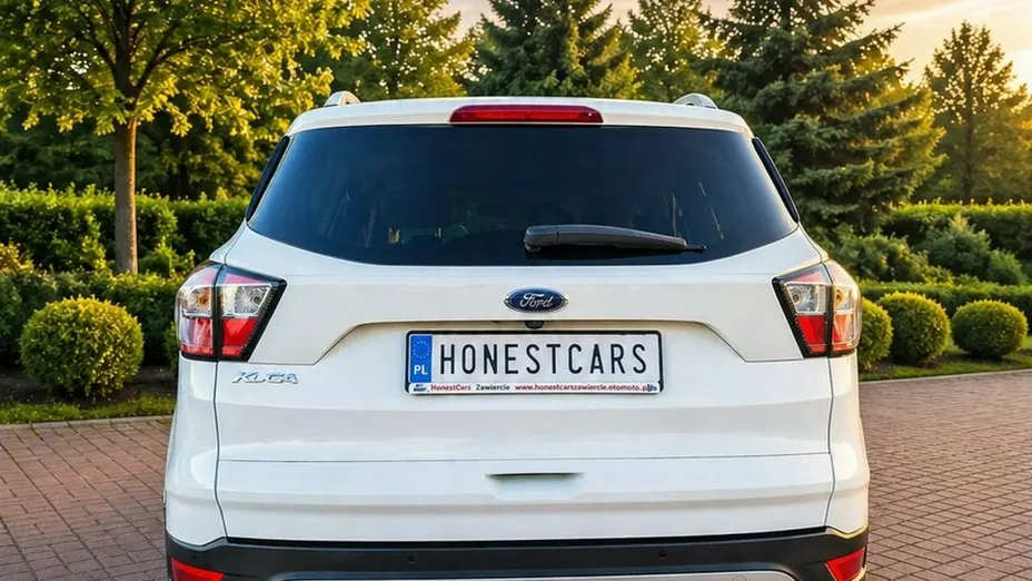FORD Kuga -