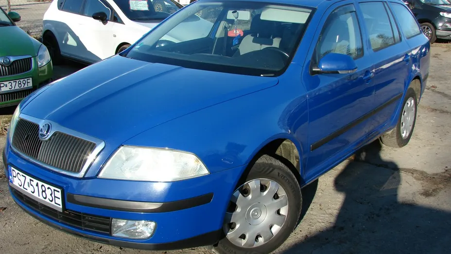 SKODA Octavia -