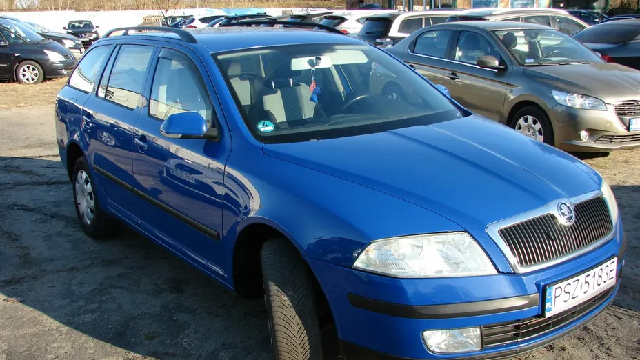 SKODA Octavia -