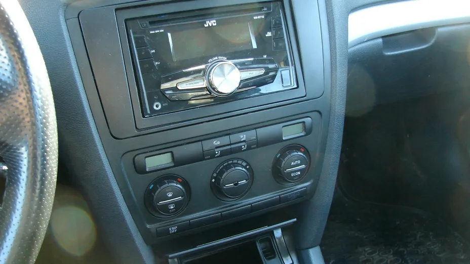 SKODA Octavia -