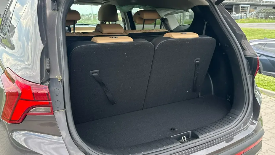 HYUNDAI Santa Fe -
