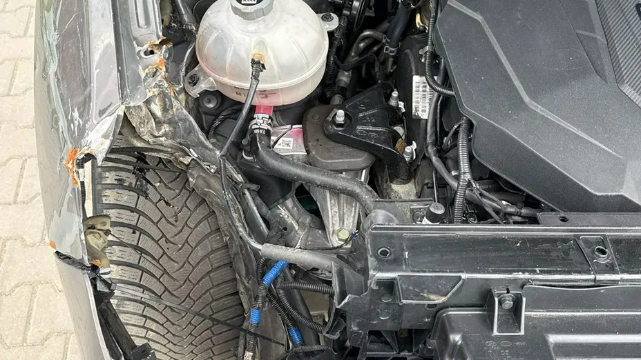HYUNDAI Santa Fe -