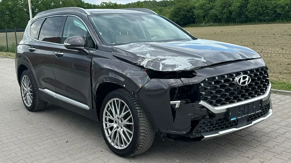 HYUNDAI Santa Fe -