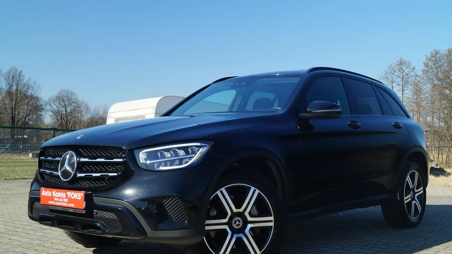 MERCEDES-BENZ GLC -