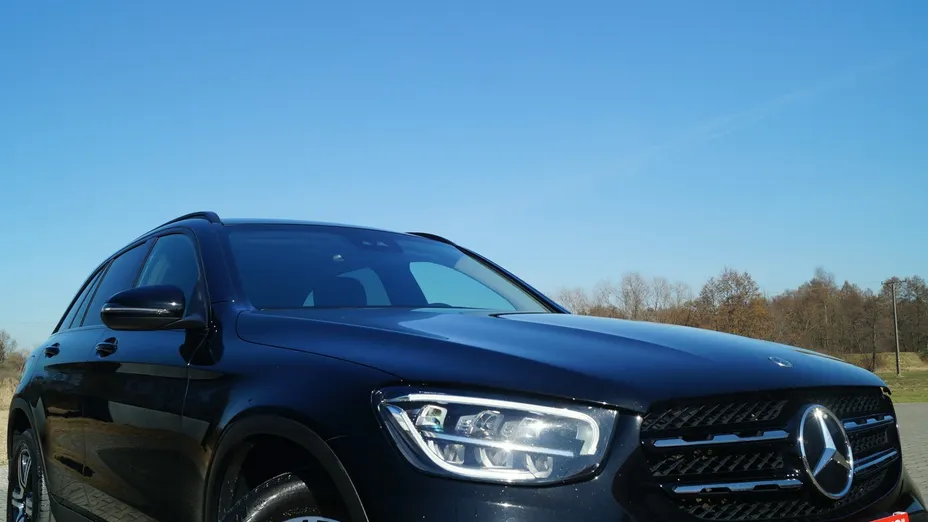 MERCEDES-BENZ GLC -