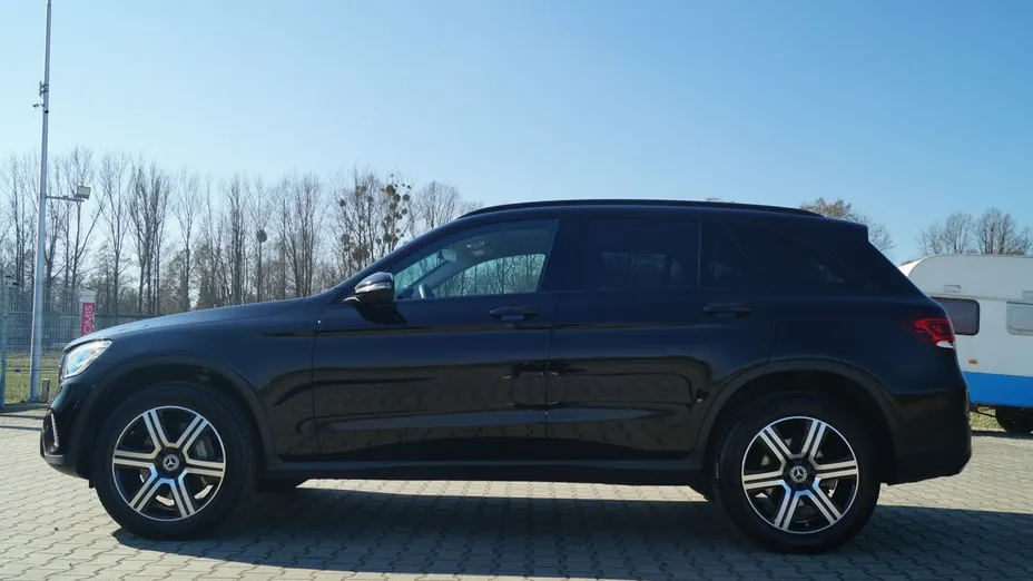 MERCEDES-BENZ GLC -