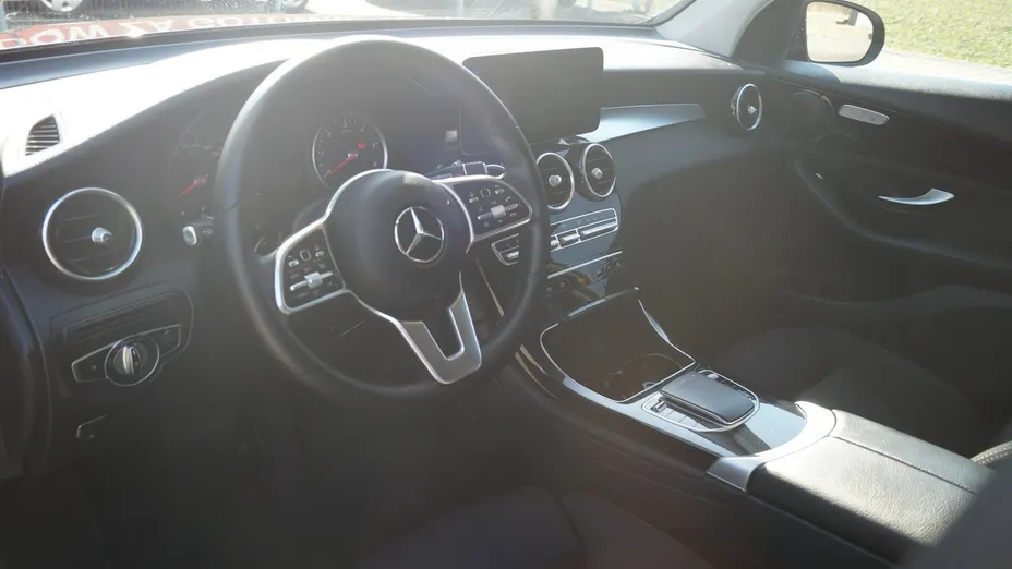 MERCEDES-BENZ GLC -
