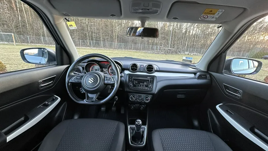 SUZUKI Swift -