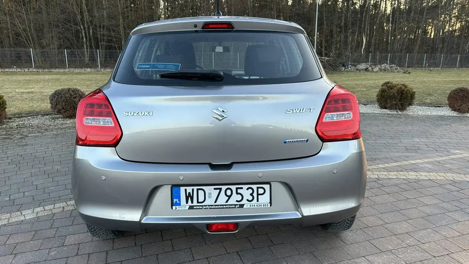 SUZUKI Swift -