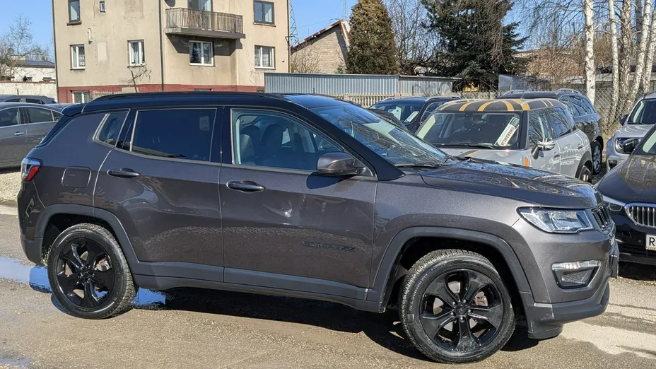 JEEP Compass -