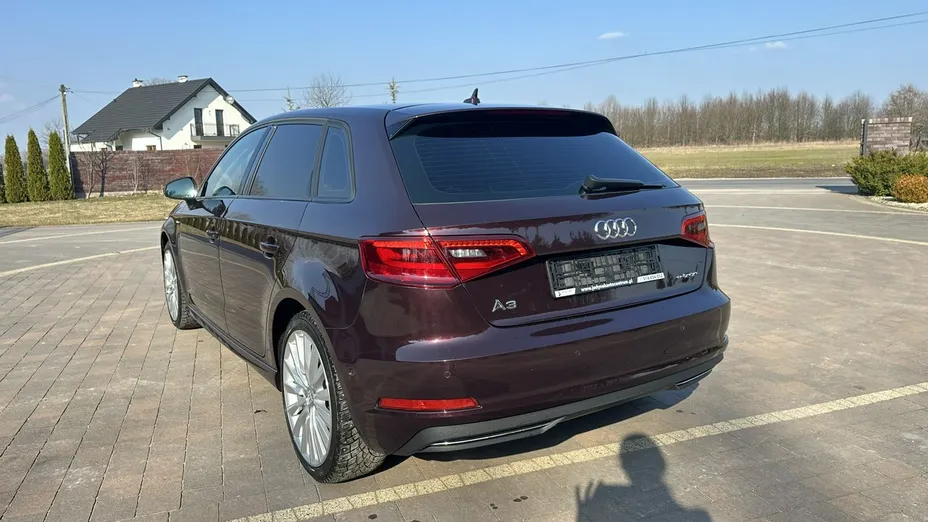 AUDI A3 -