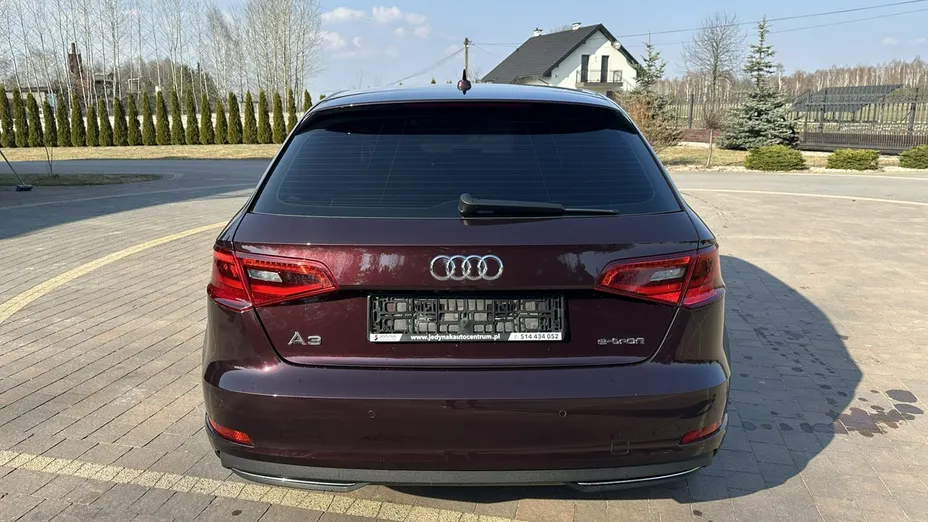 AUDI A3 -