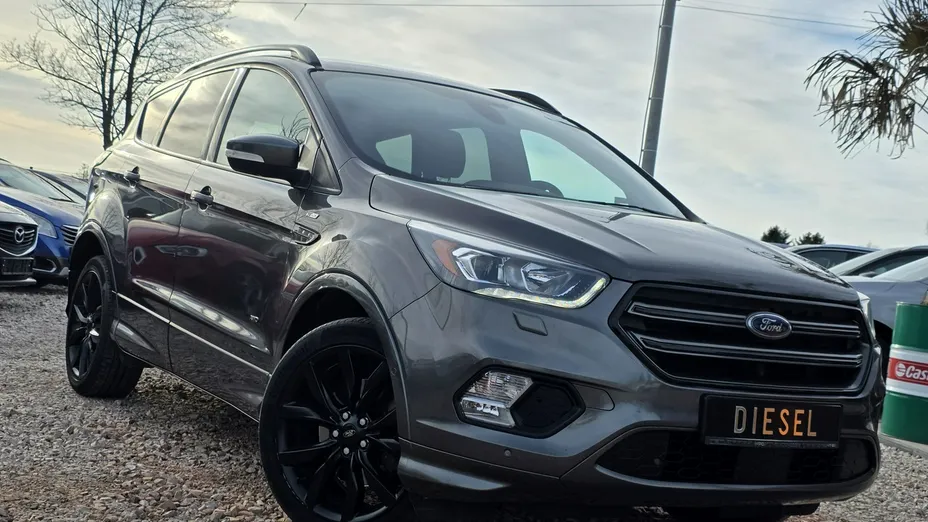 FORD Kuga -