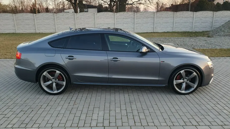 AUDI A5 -