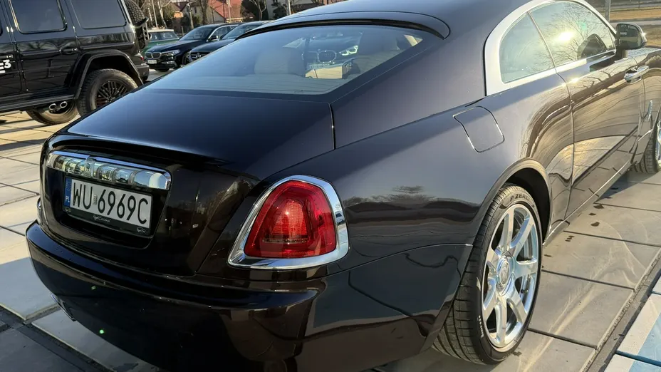 ROLLS-ROYCE Wraith -