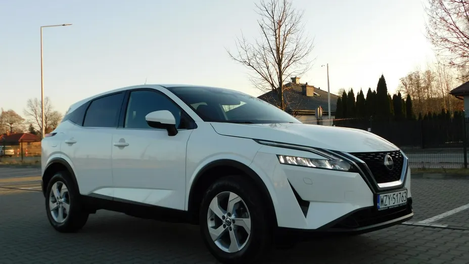 NISSAN Qashqai -