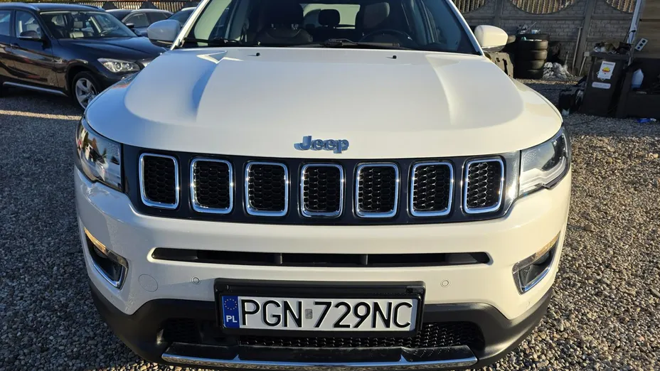 JEEP Compass -
