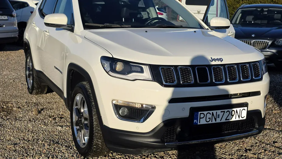 JEEP Compass -