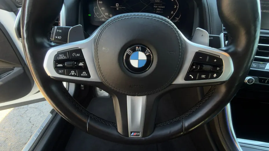 BMW Seria 8 -
