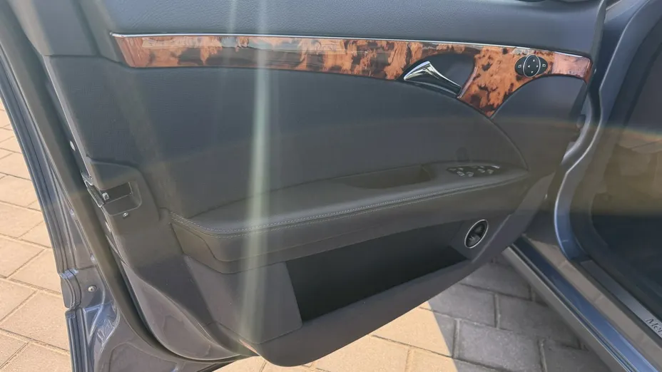 MERCEDES-BENZ E Klasa -