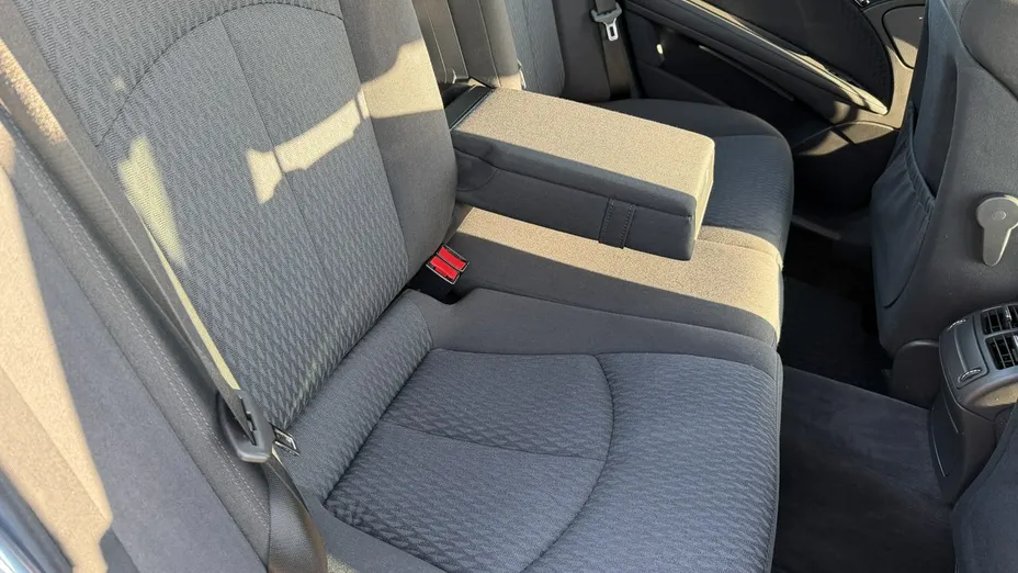 MERCEDES-BENZ E Klasa -