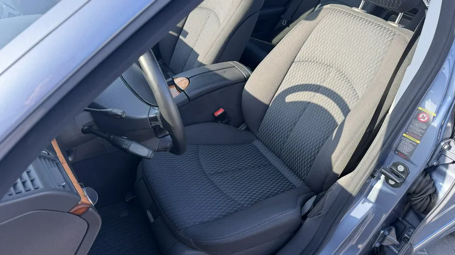 MERCEDES-BENZ E Klasa -