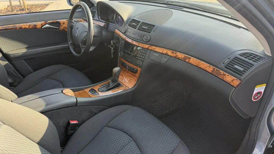 MERCEDES-BENZ E Klasa -