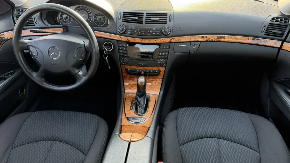 MERCEDES-BENZ E Klasa -