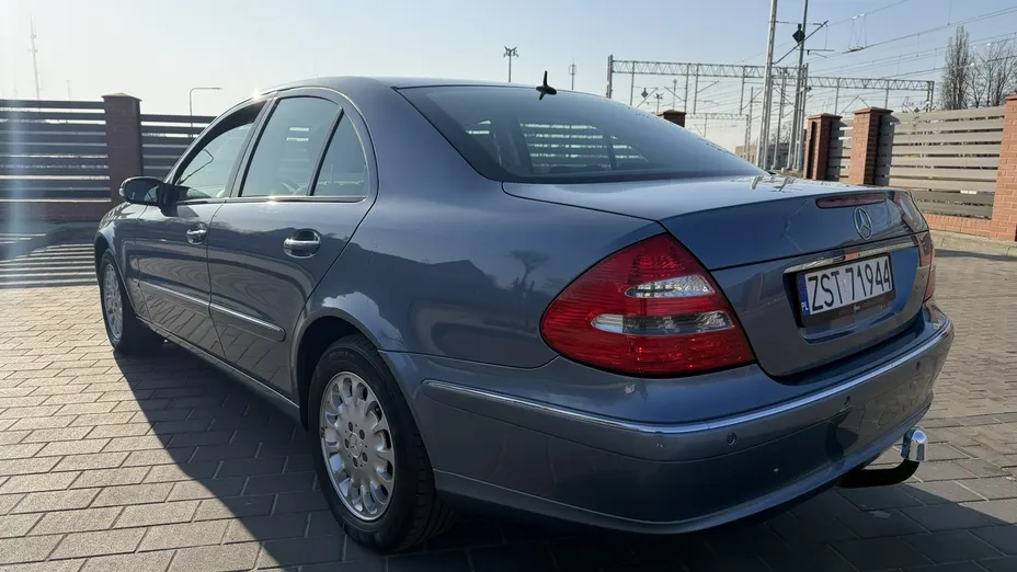 MERCEDES-BENZ E Klasa -