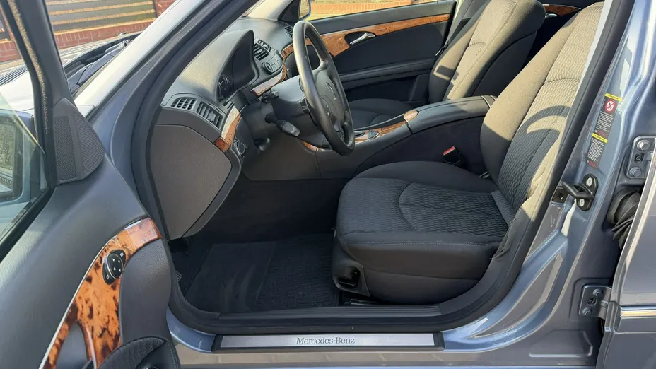 MERCEDES-BENZ E Klasa -
