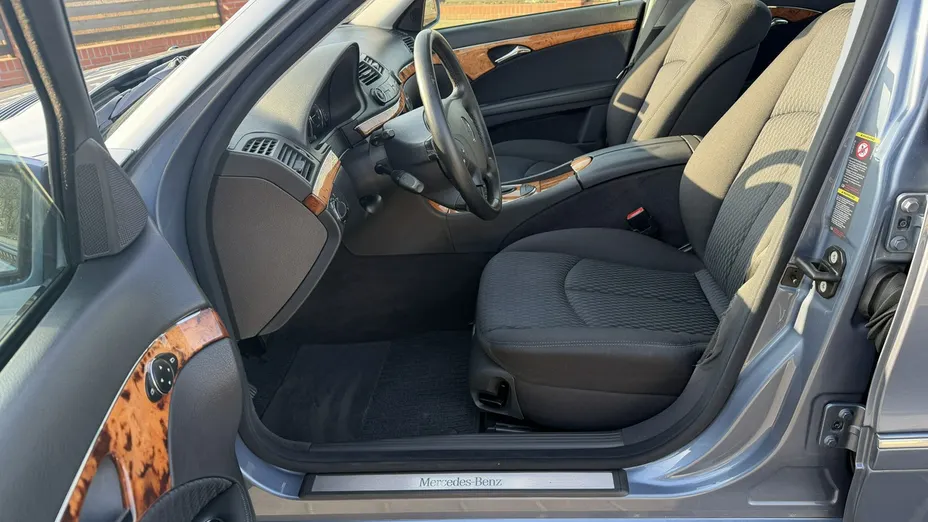 MERCEDES-BENZ E Klasa -