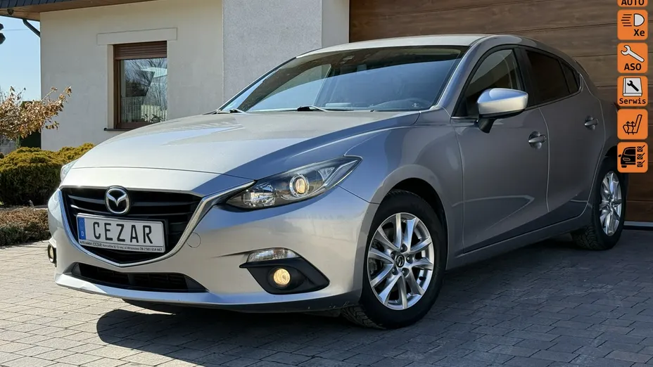 MAZDA 3 -
